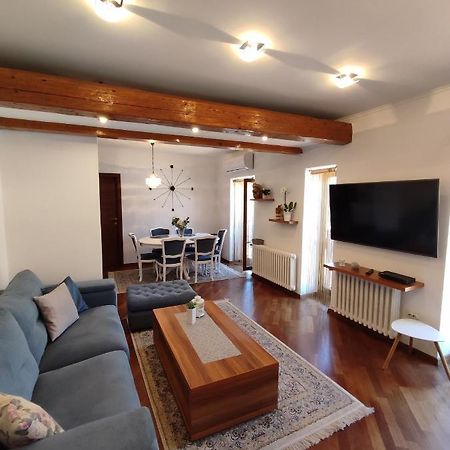 Deluxe Apartment Lejla - Free Garage Parking 사라예보 외부 사진