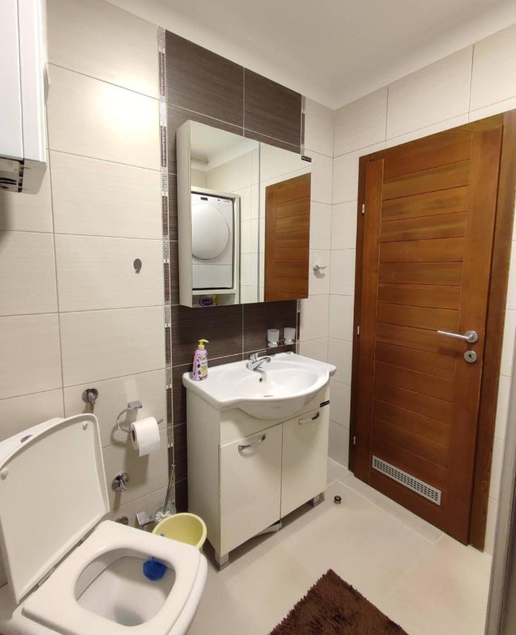 Deluxe Apartment Lejla - Free Garage Parking 사라예보 외부 사진