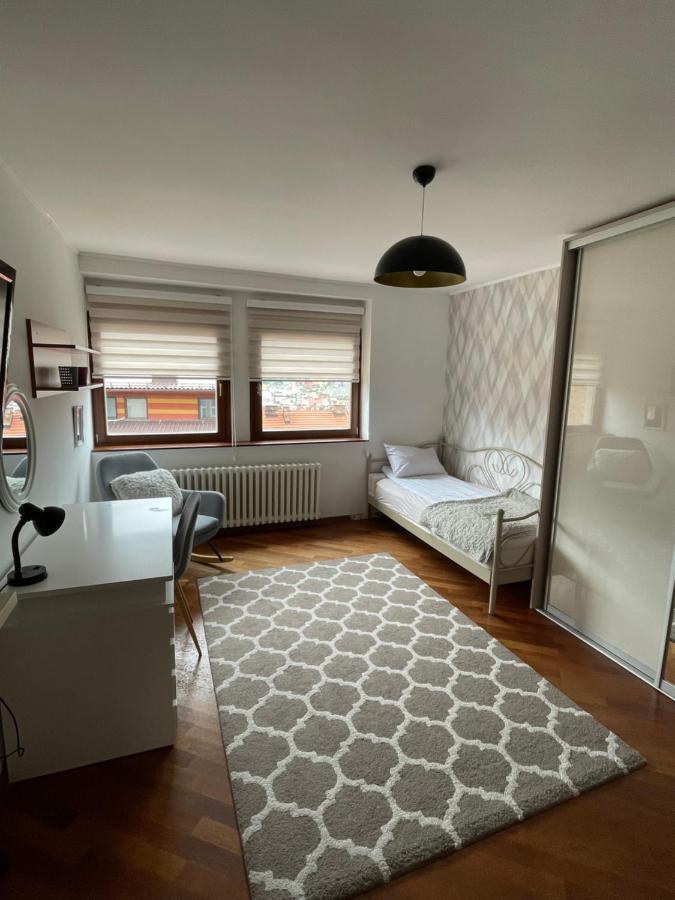 Deluxe Apartment Lejla - Free Garage Parking 사라예보 외부 사진